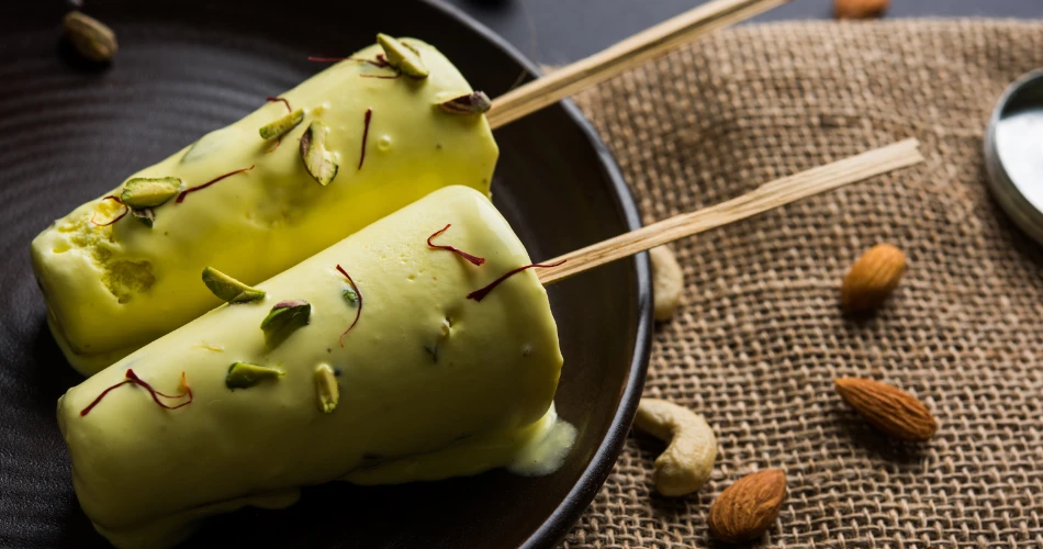 Flavors of Mumbai: Must-Try Street Food Beyond Pav Bhaji